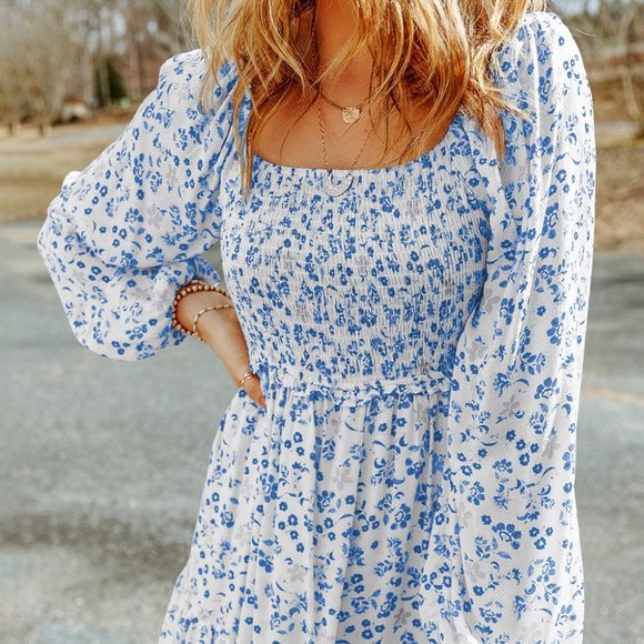 Dresses & Skirts - Light Blue Boho Floral Smocked Puff Sleeve Mini Dress NWOT.
